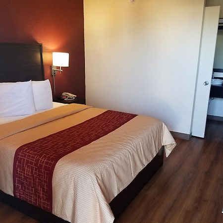 Red Roof Inn San Antonio Northeast - Rittiman Rd Экстерьер фото