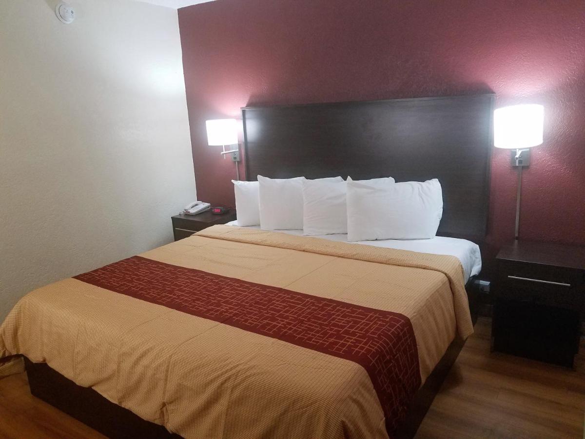 Red Roof Inn San Antonio Northeast - Rittiman Rd Экстерьер фото