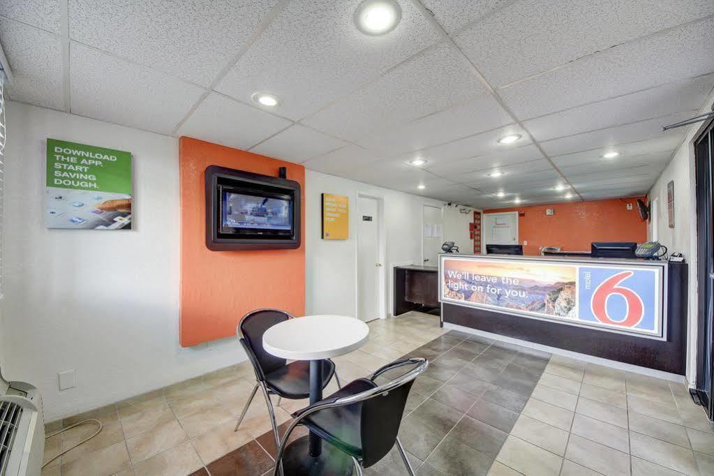 Red Roof Inn San Antonio Northeast - Rittiman Rd Экстерьер фото